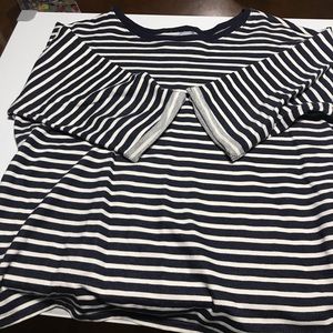 Ike new gap fit sweatshirt